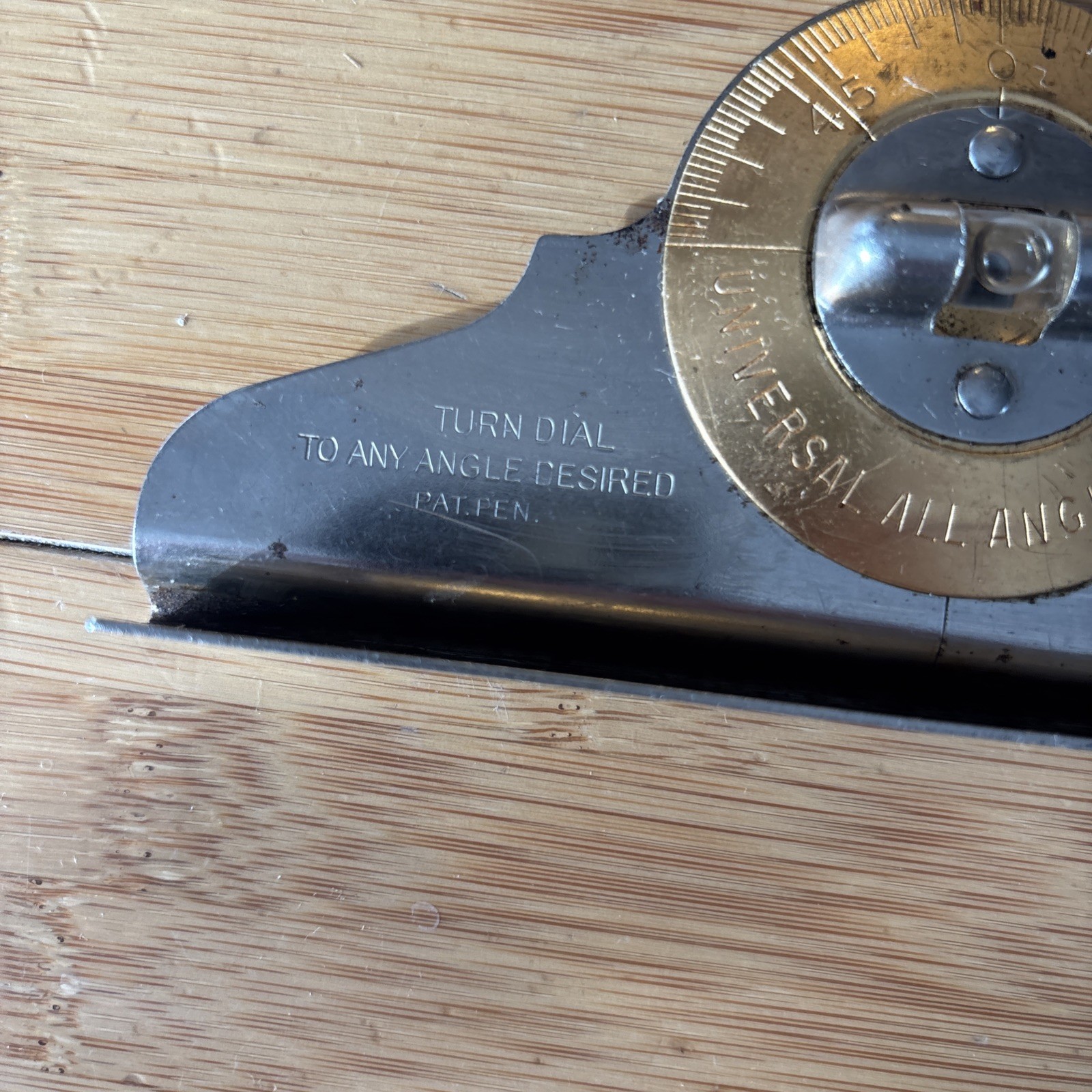 Vintage Level Protractor "UNIVERSAL MFG. CO." ALL ANGLE Brass & Steel LEVEL ☆US