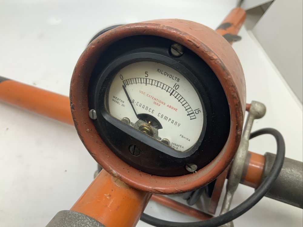 AB Chance Voltage Detector