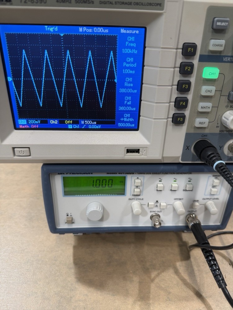 B&K PRECISION 4013 DDS-12MHz DDS Sweep Function Generator In Box, w/BNC Cable