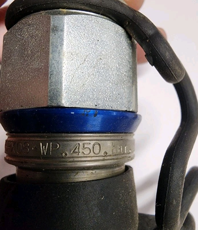 NEW STAUBLI SPX08-WP QUICK COUPLING 3/4" ID