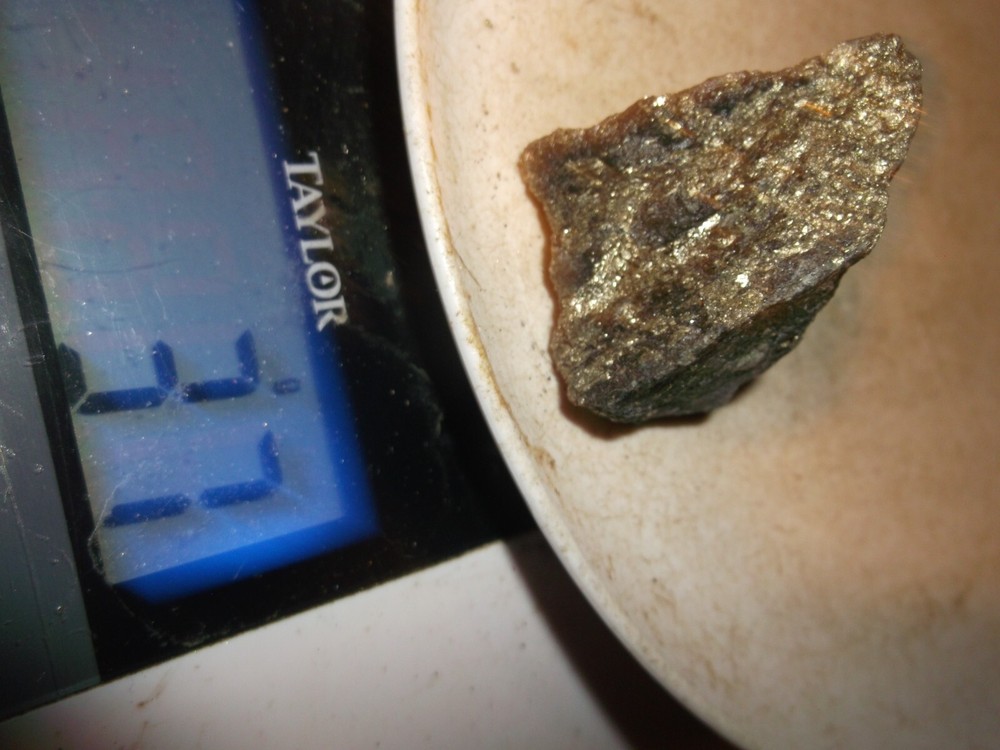 Gold, silver, copper, 37 grams samples ,ore high grade .
