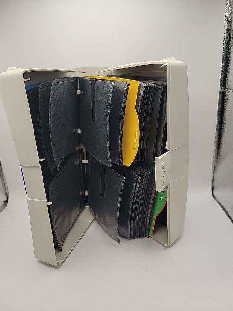 Microsoft Developer Network MSDN Discs Case With Disk Storage Folders