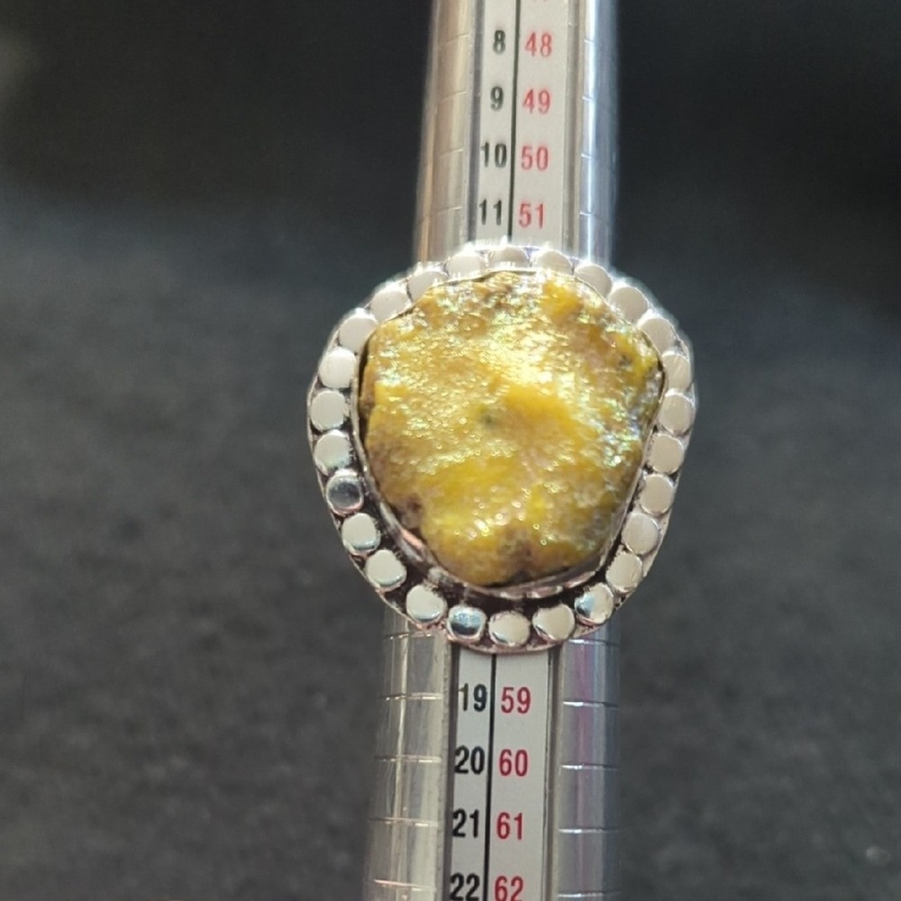 Silver Plated Yellow Druzy Quartz Gemstone Statement Ring - Size 7