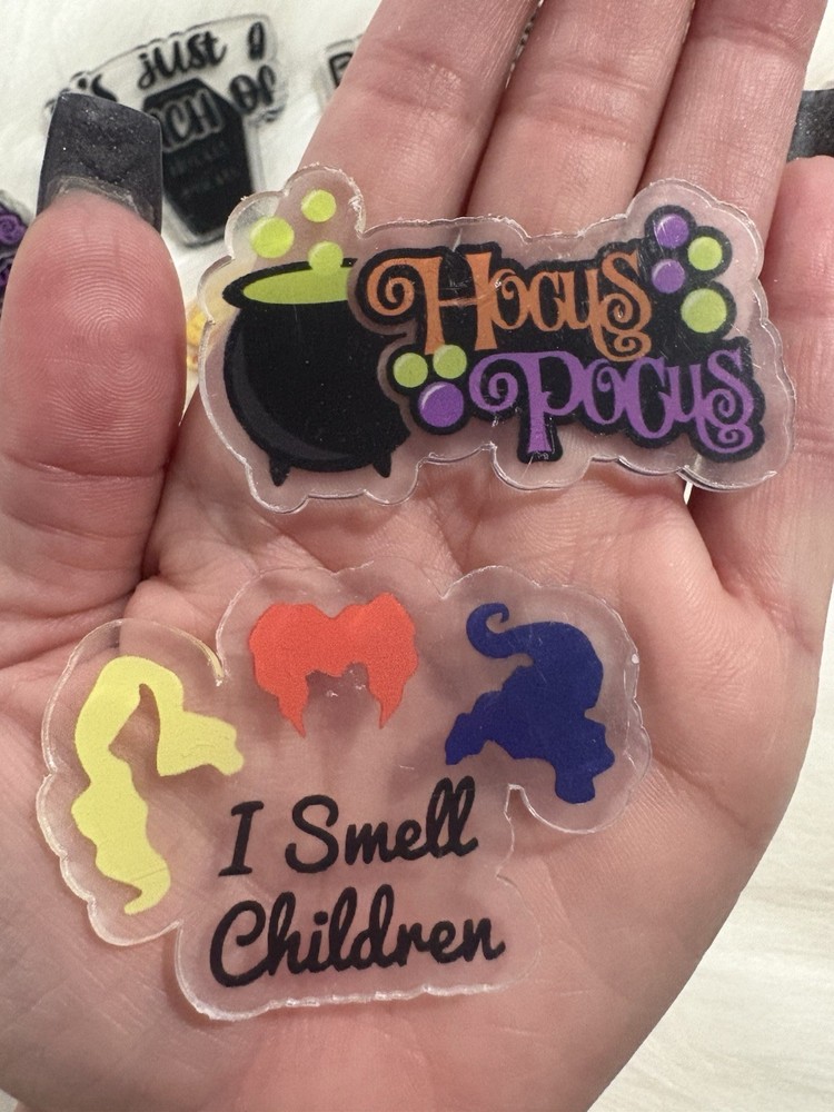 Hocus Pocus 6cm Acrylic 33pcs