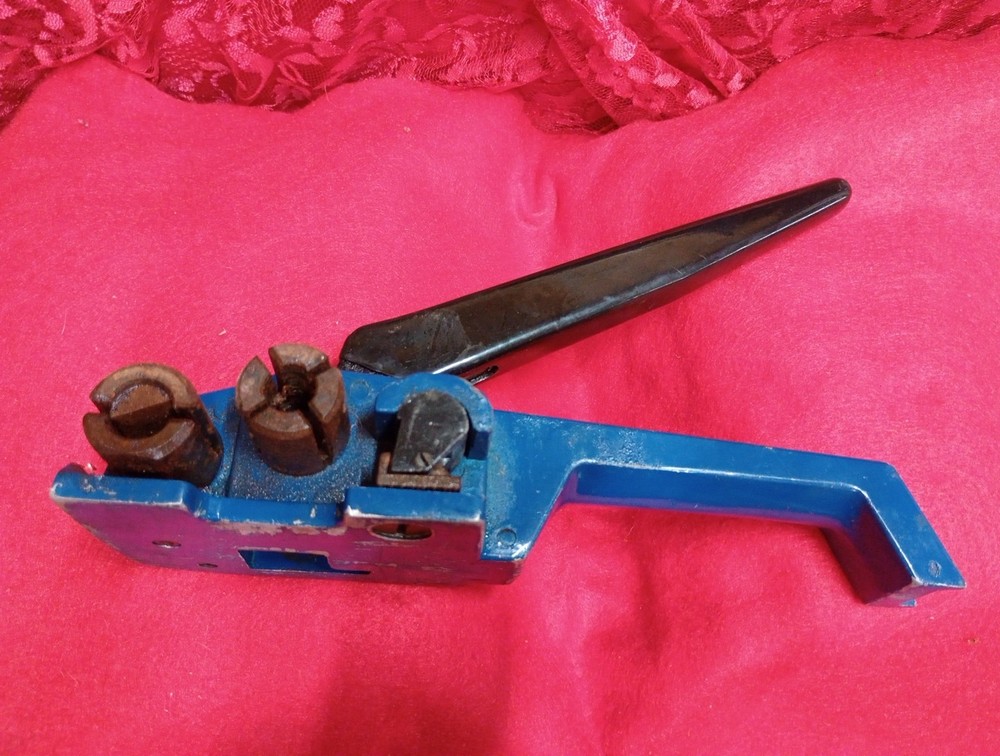 Steel Strap Tensioner