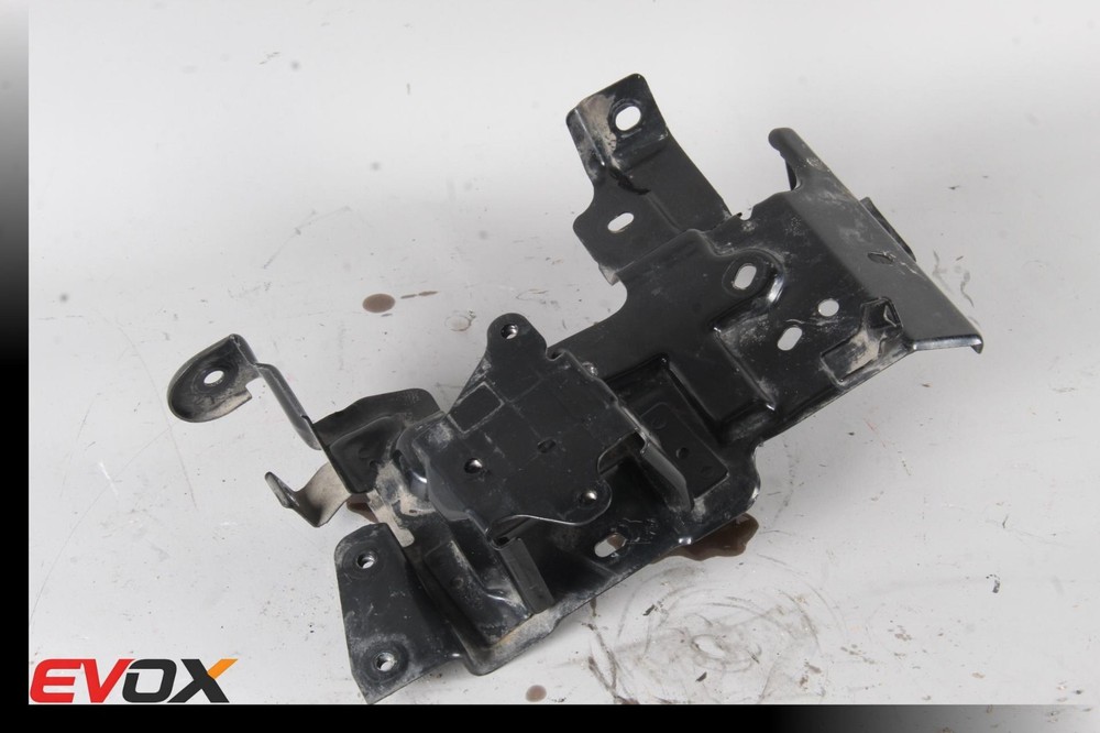 08-15 MITSUBISHI LANCER EVOLUTION EVO X POSITIVE BATTERY TERMINAL BRACKET