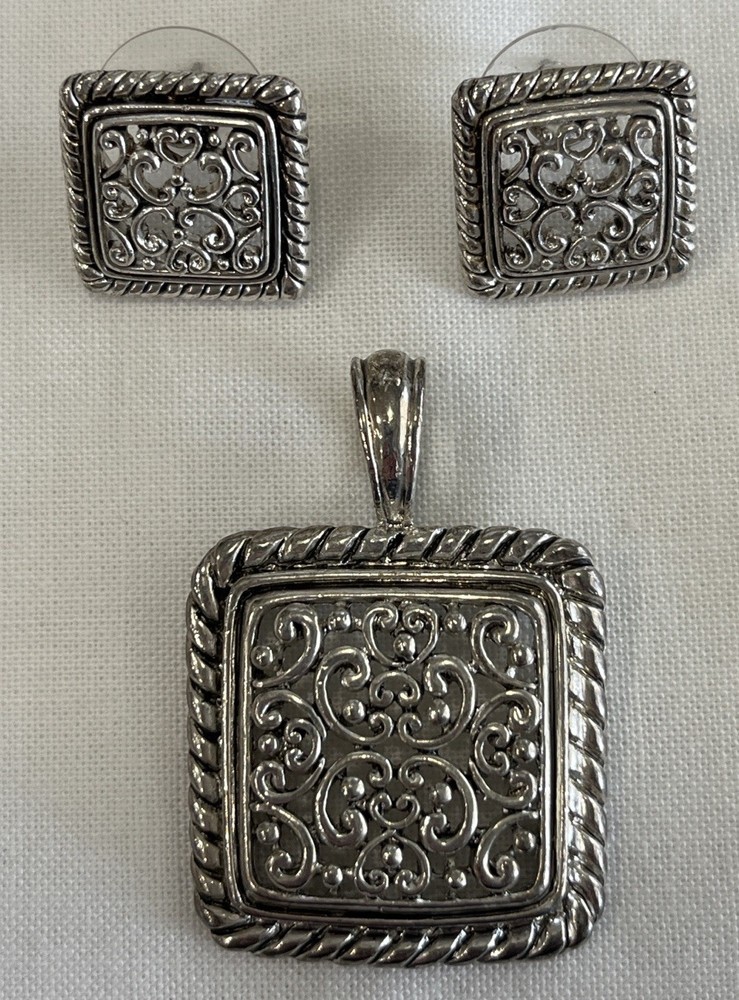 Silver Tone Filigree Pendant & Stud Earring Set Rope Edge Square