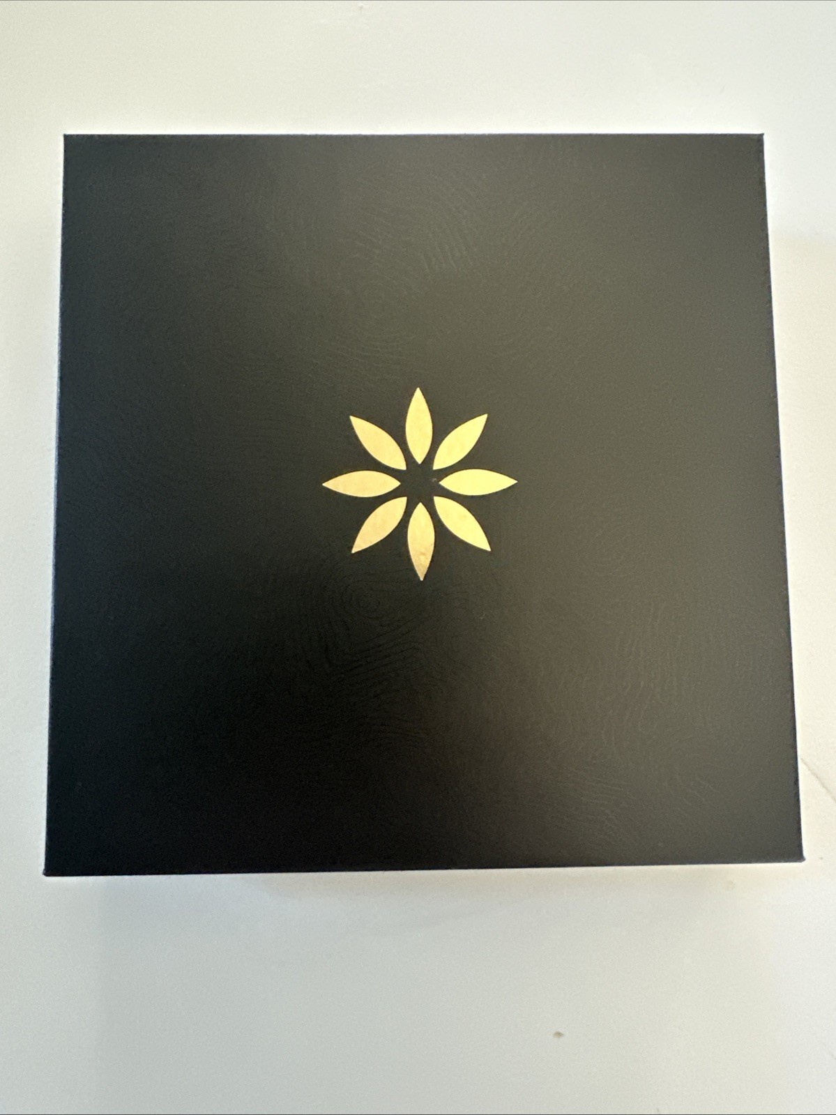 Invisalign Box - Box with Magnetic Closure - Multi Purpose Use - Used But New