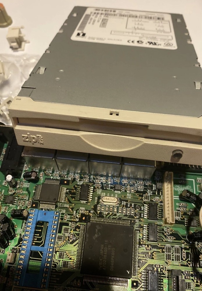 AKAI MPC 2000XL Parts Almost Complete Drum Machine Sampler