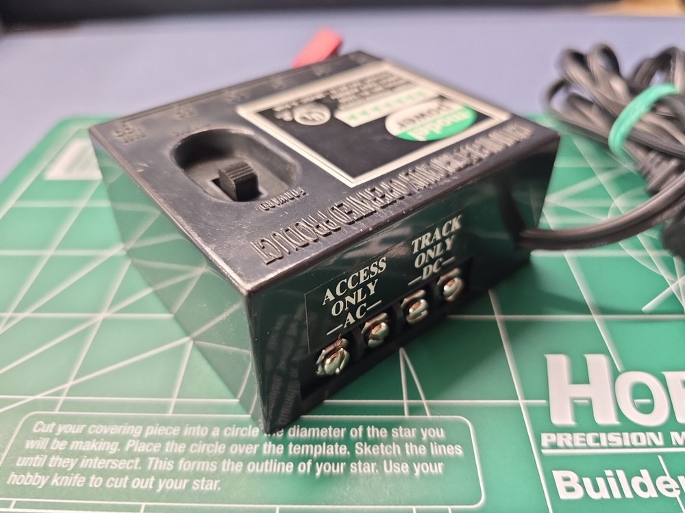 Model Power HO Train Transformer RL-1250 with Forward-Reverse Direction Control