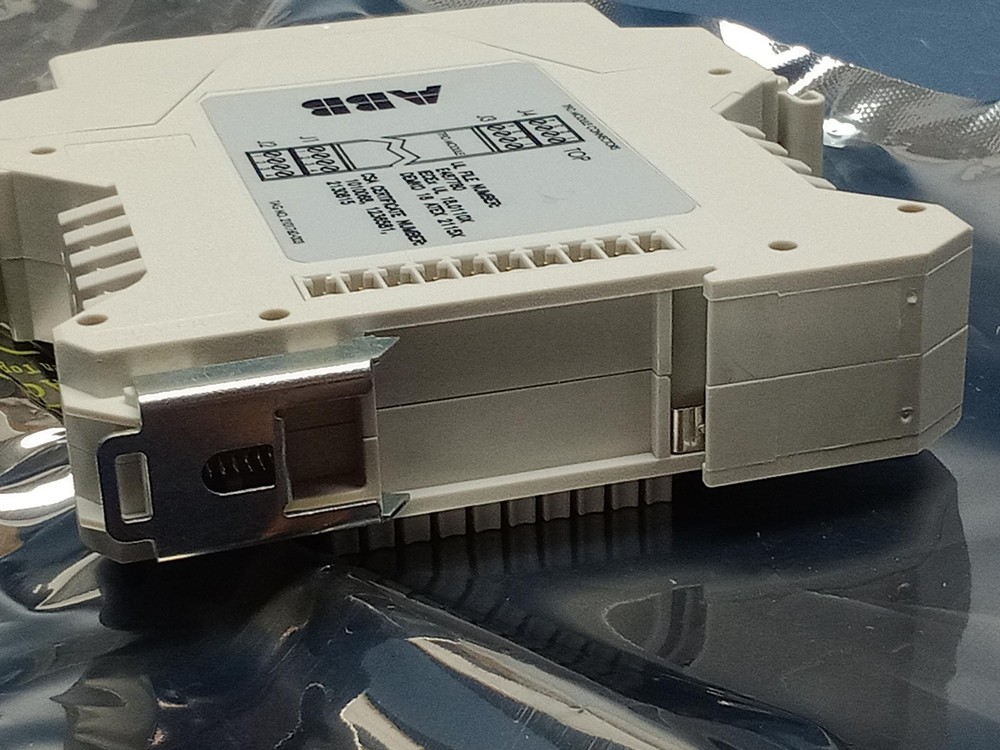 ABB 2100543-014 TFIO 8 Combo Digital Module Configurable 8-Point Digital I/O