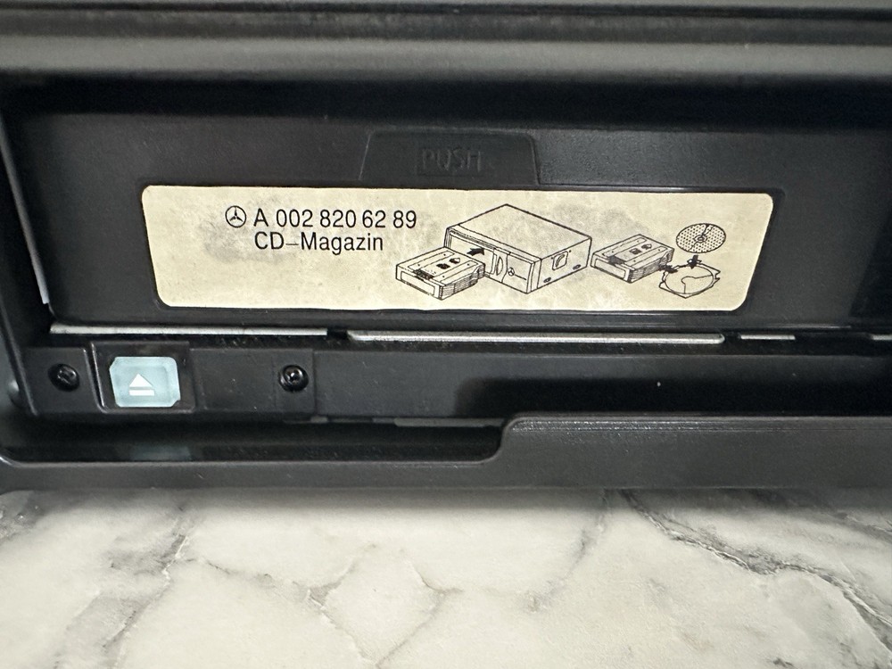 Six disc cd changer for MercedesC240 2003