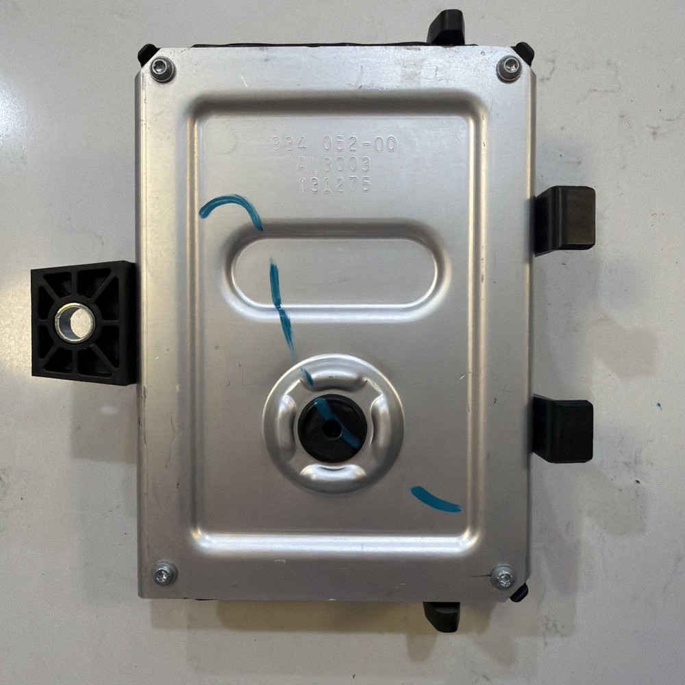 2013-2014 GM FUEL PUMP CONTROL MODULE OEM 22874299