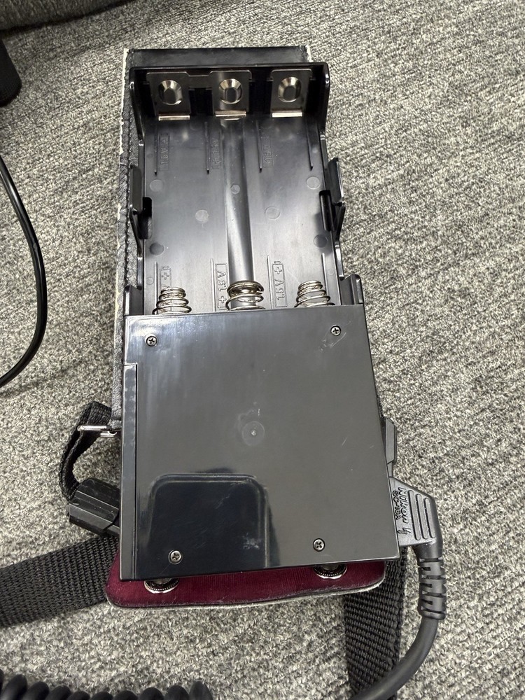 Nikon Speedlight SB-14 & Battery Compartment