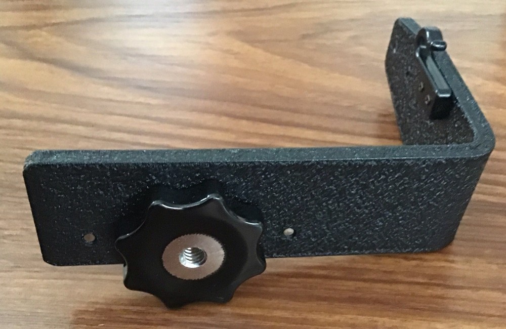 Kiowa 66 Flash Bracket in Box