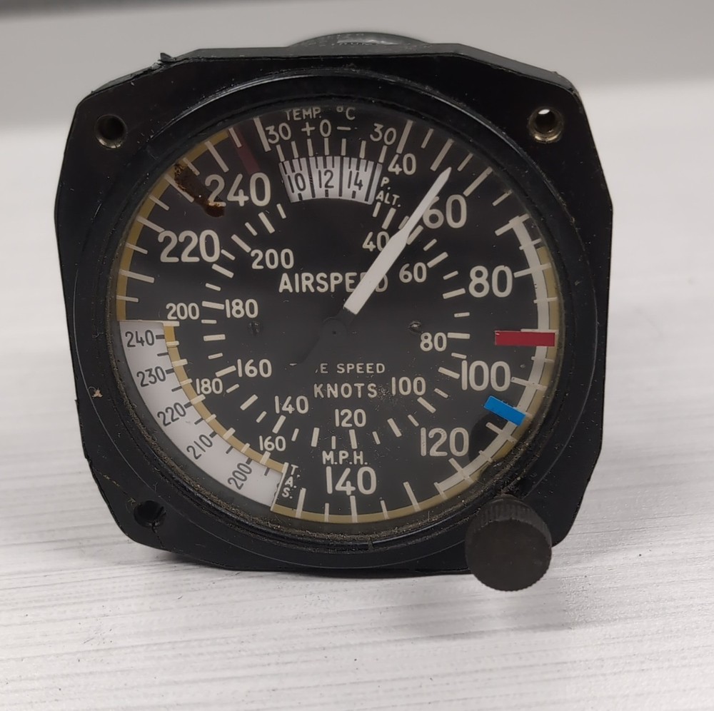 Airspeed Indicator Model: AS-391A P/N: 541