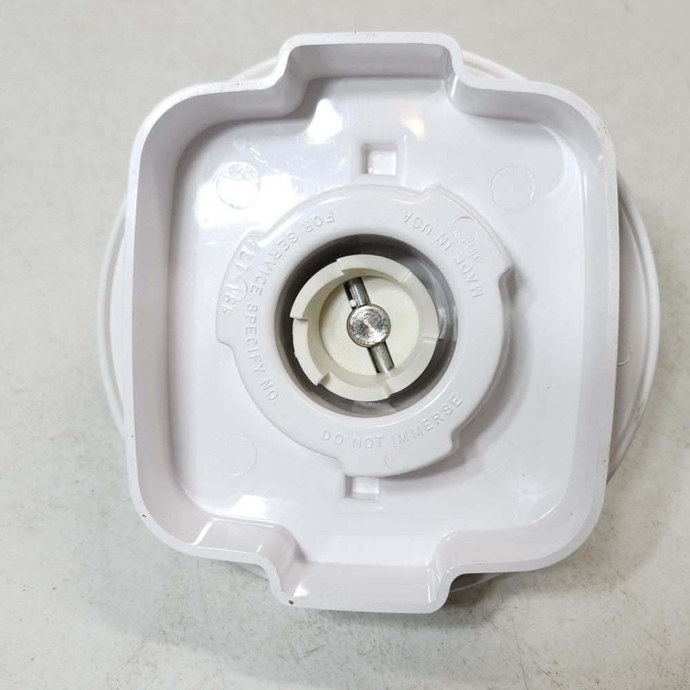 Oster Regency Kitchen Center Food Processor Adapter Base Part 957-18F White