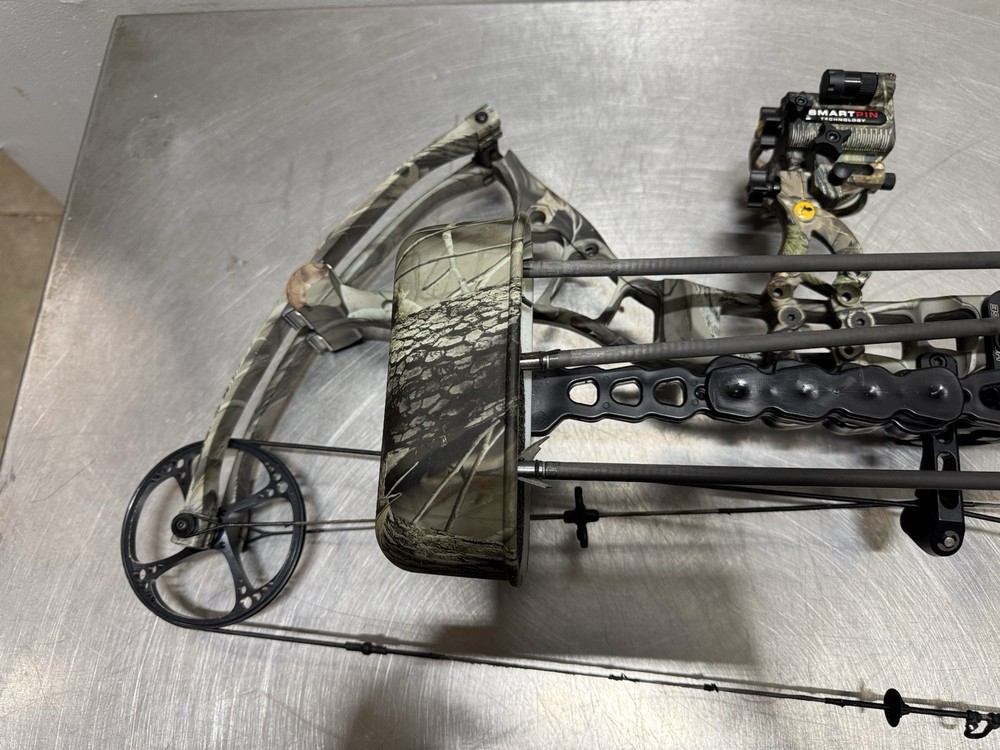 Diamond Iceman Bow Bowtech Compound Bow With Extras