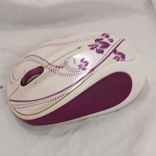 Logitech Mouse white with magenta, includes dongle, wireless M325