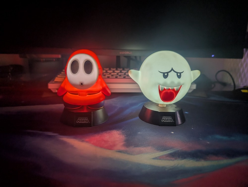 Super Mario Bros Character Lights