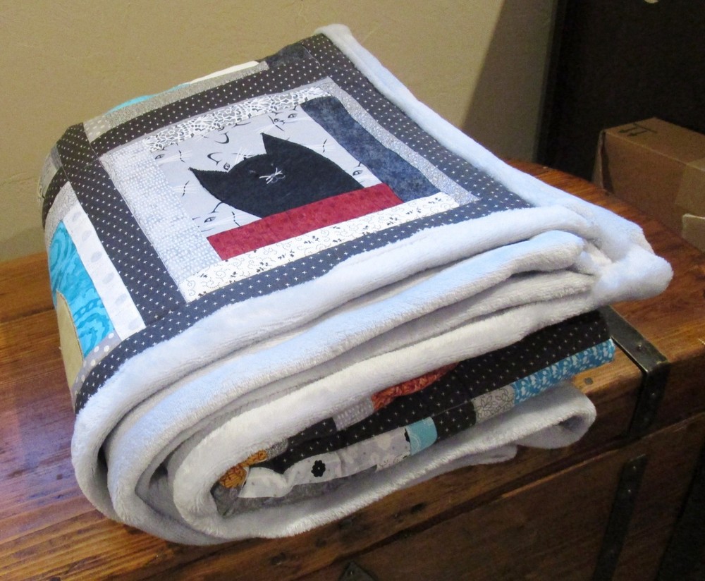 New Handmade Kitty Cat Patchwork Quilt Hand Embroidered Machine Quilted Blanket
