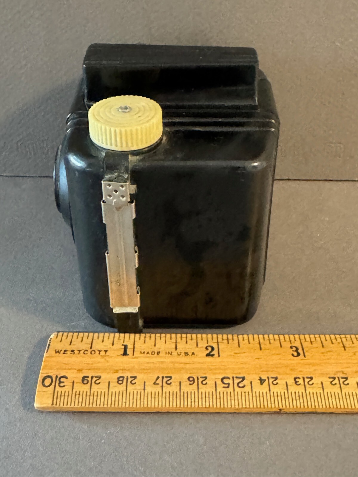 MID CENTURY DECO LOOK BROWN KODAK BABY BROWNIE SPECIAL VINTAGE CAMERA UNTESTED