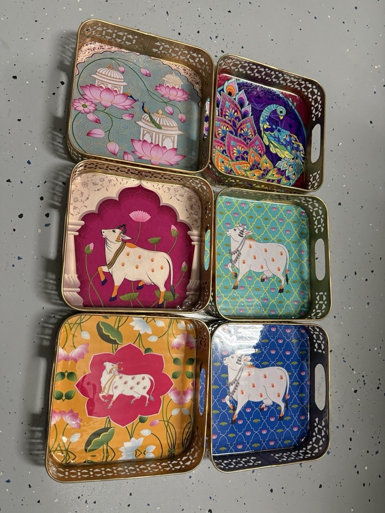 Pichwai Tray 8x8x2