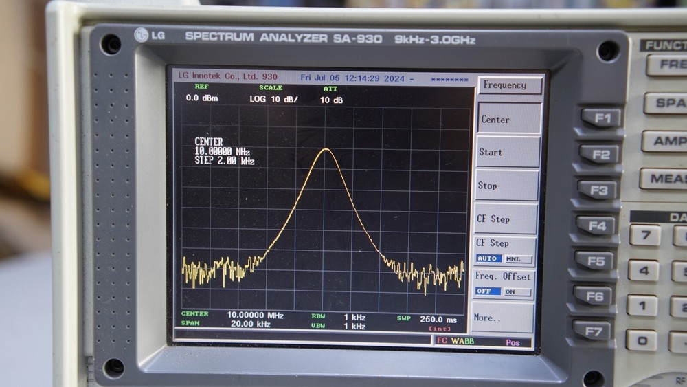 LG SA-930 9KHz-3.0GHz Spectrum Analyzer