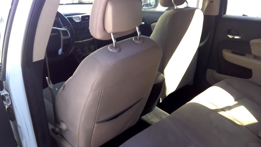 200 2014 High Mounted Stop Light 104799431