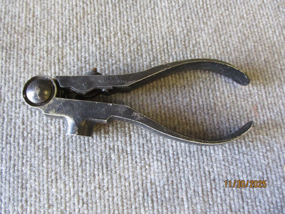 Vintage Ideal 310 Hand Reloading Tool