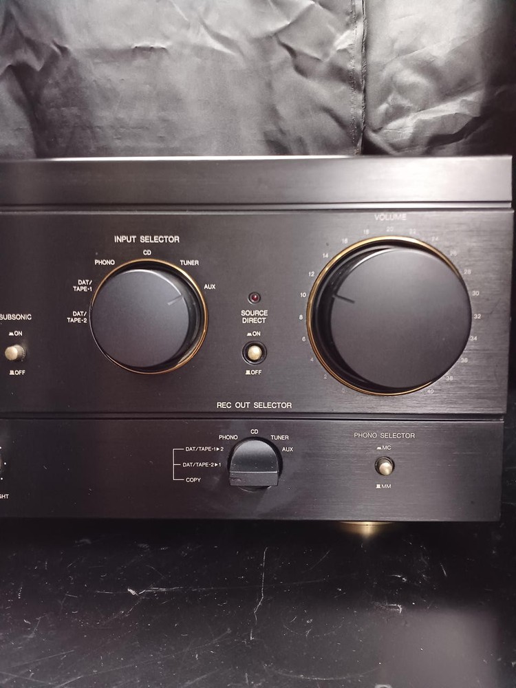 DENON PMA-690 Integrated Amplifier Junk #BE11986
