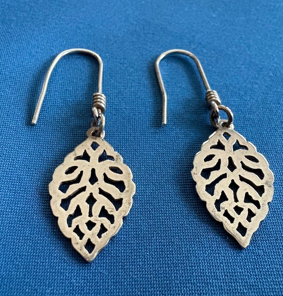 James Avery Sterling Silver Leaf Earrings - Retired
