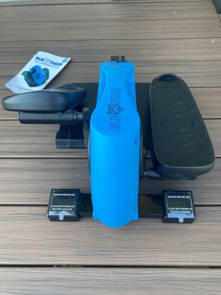 BLU TIGER Compact Seated Elliptical Machine