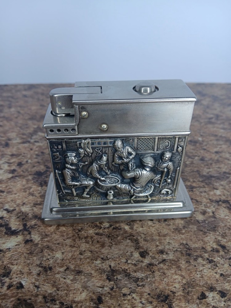 Vintage MYLFLAM .835S Silver Embossed Case TABLE LIGHTER Push Button