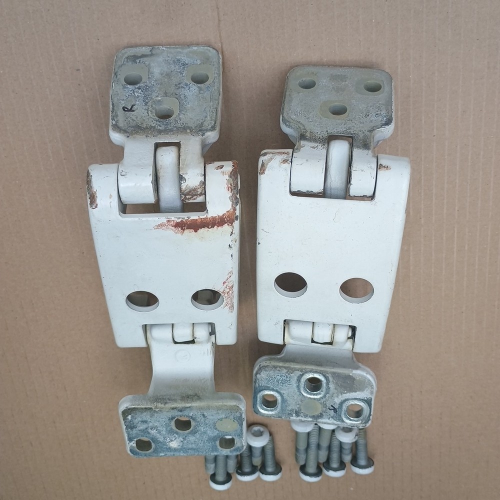2007-2018 Sprinter Van White Right Side Rear Door Hinge Set Upper Lower Pair