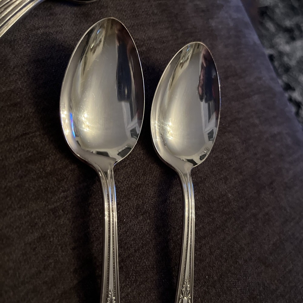 2 R&B Rogers & Bros LYRIC Pattern Silverplate Flatware Oval Soup Spoons 8 Ava