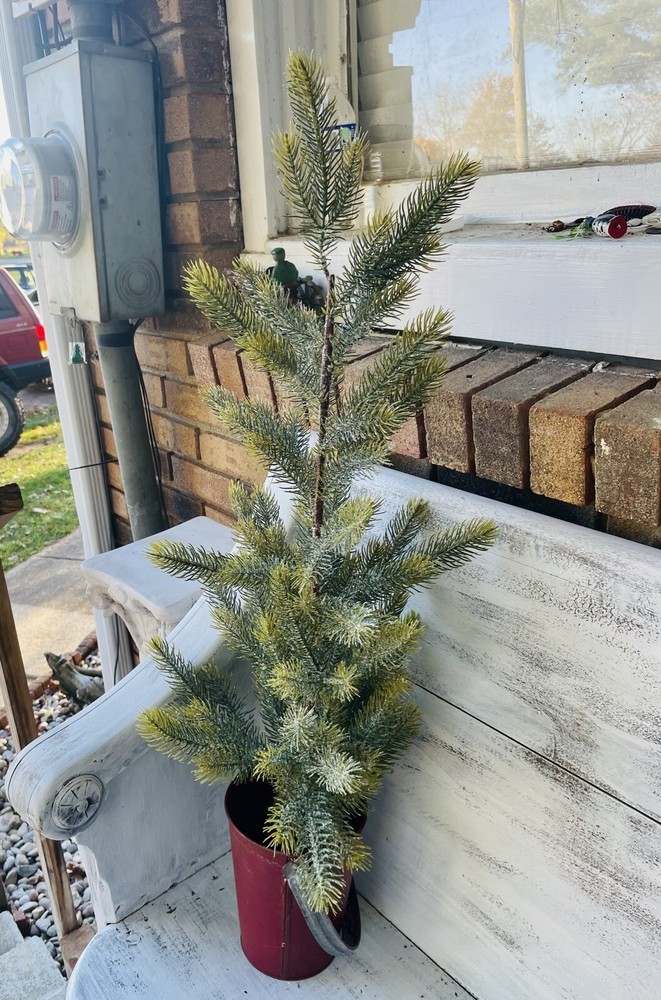 Snow Bristle Tree, Large 36 Inches