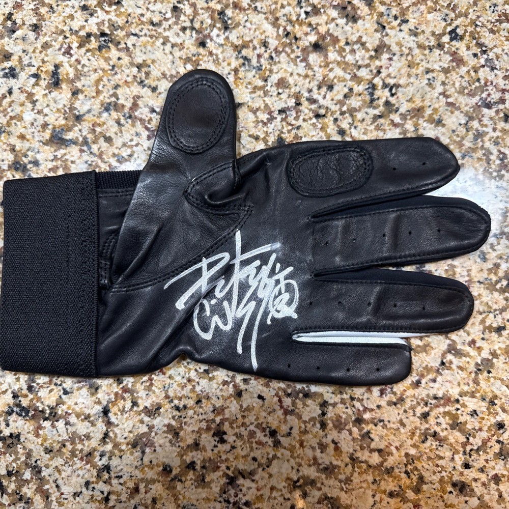 Set Of Peter Criss Ahead Gloves Signed 4 Times