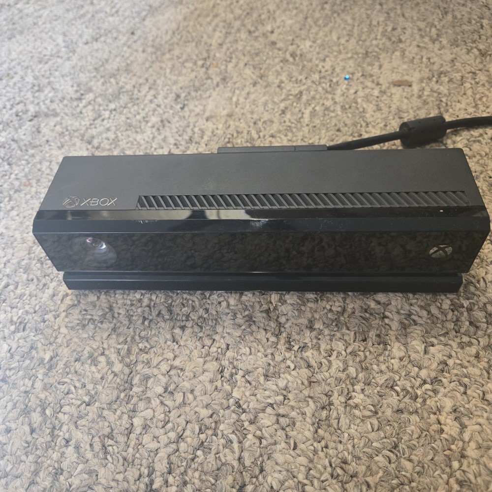 Microsoft Xbox One Model 1520 Kinect Motion Sensor Black Works!