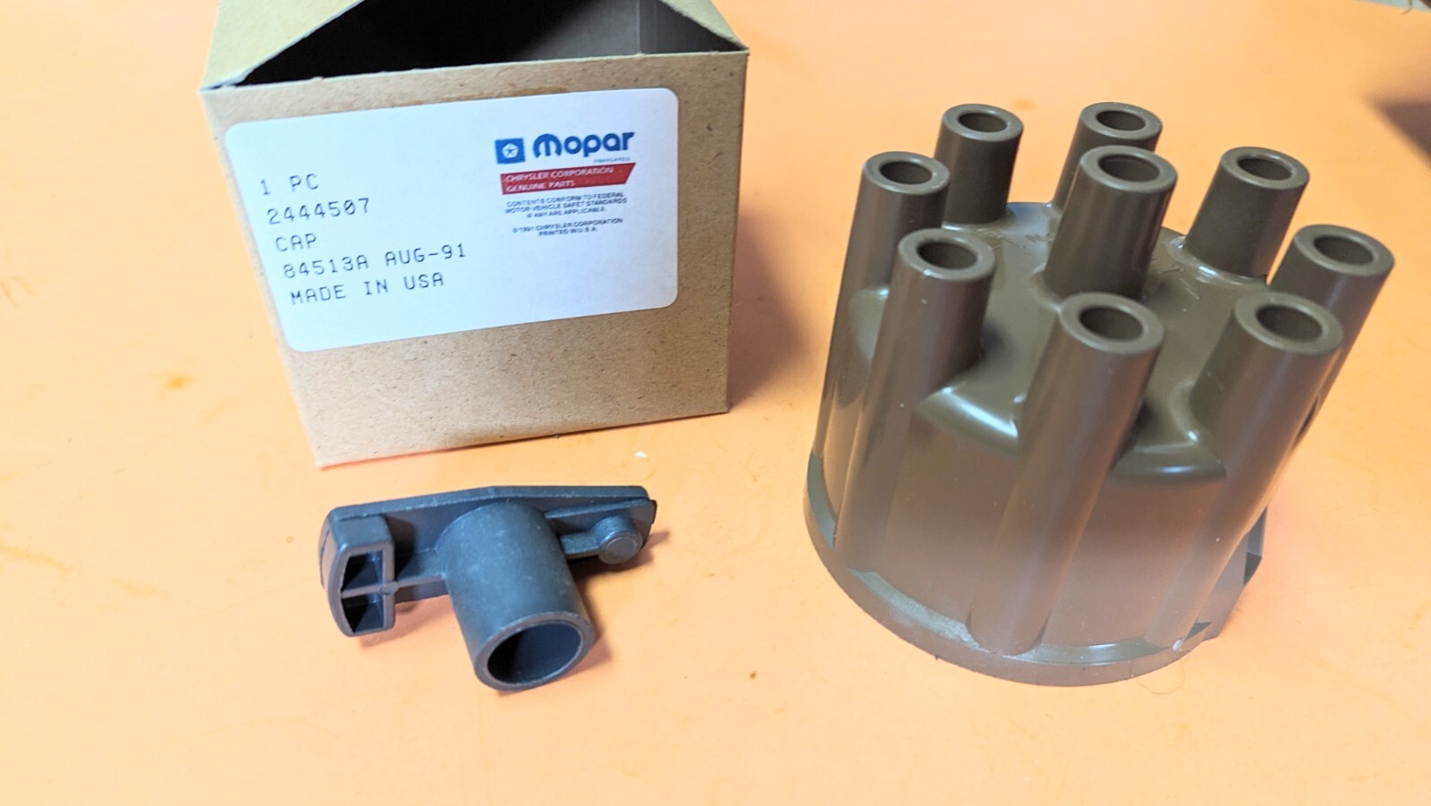 MOPAR NOS Tan Distributor Cap USA & Rotor Plymo Dodge Chry 383 340 318 440 360