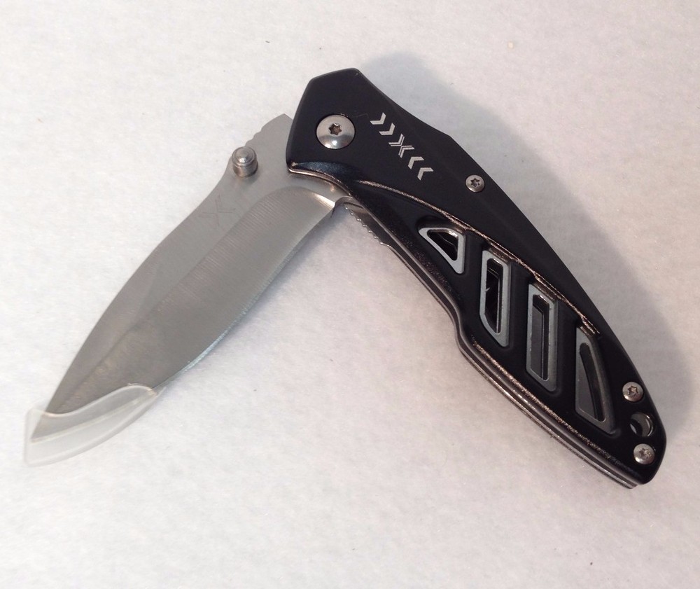 New Folding Knife with Built in Pocket/Money Clip - Multi Function Tool