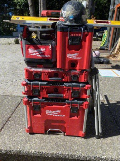 SALE! Milwaukee 48-22-8425 PACKOUT Large Tool Box, 22" W x 16-1/4" D x 11" H