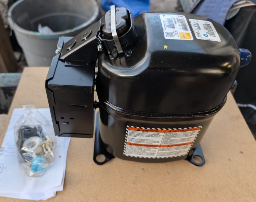 Tecumseh AJA4492YXD Compressor 208-230 volt - 134A