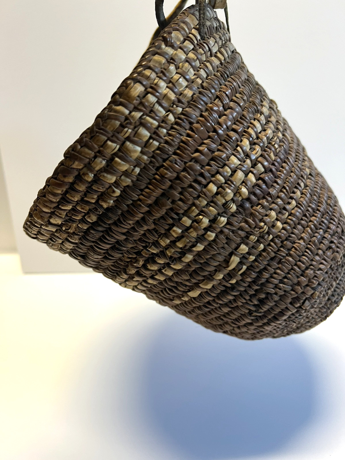 Original Antique Native American Indian Berry Basket; Late 1880's-1900; Lot # C9