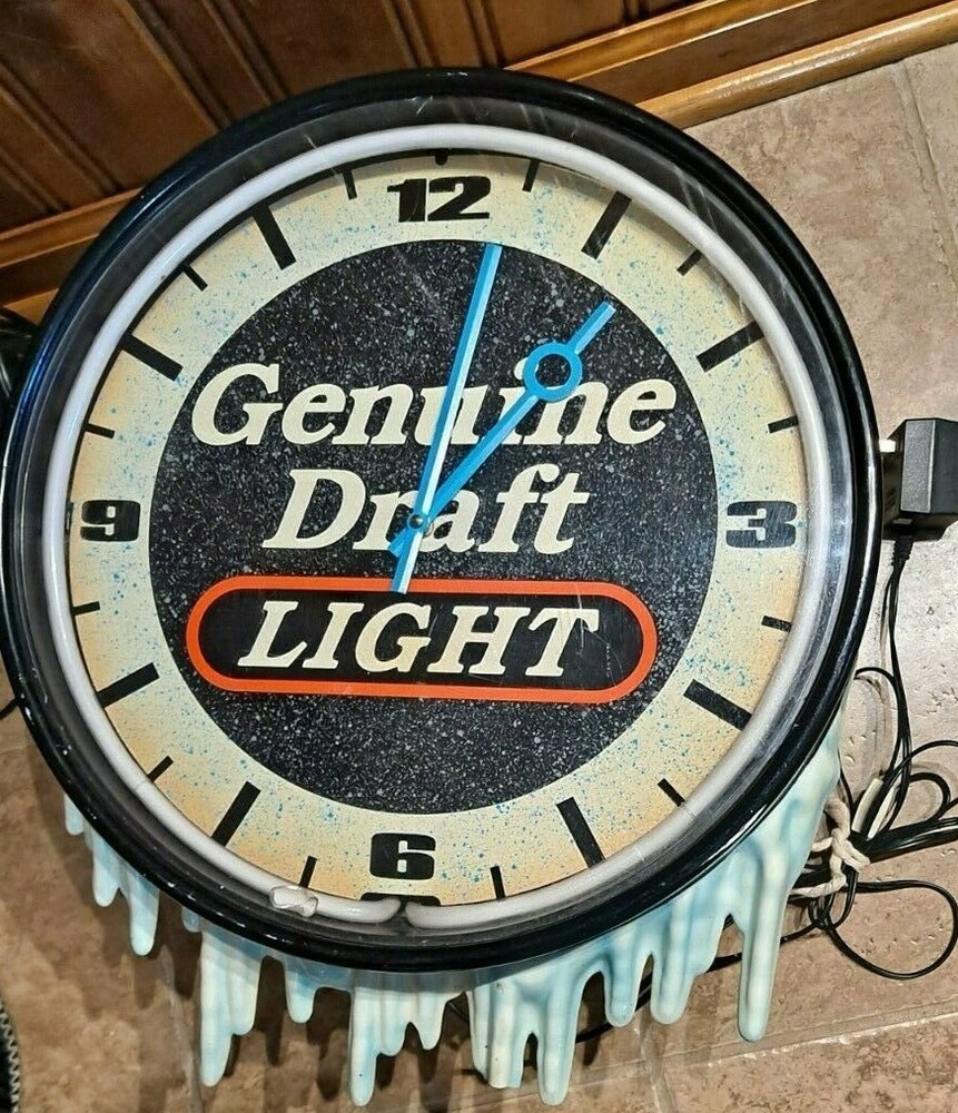 Genuine Draft Light Beer Neon Clock