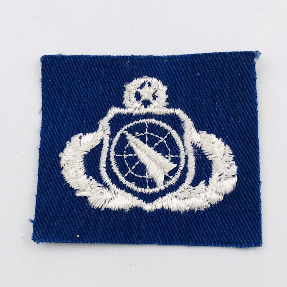USAF US Air Force Master Weapons Controller Blue & White Patch 2" x 2.25"
