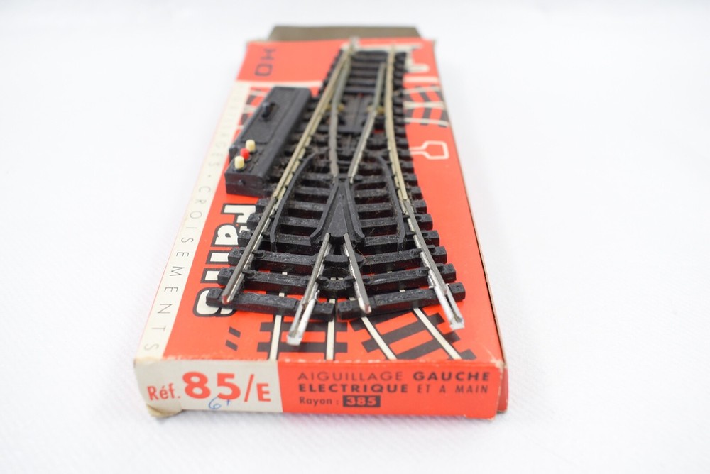 2 LEFT SWITCH RADIUS 325 IN THEIR BOX ref 4044