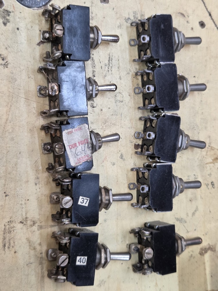 10x Carling DPDT Toggle Switch Lot Double Pole Double Throw 10A 250VAC