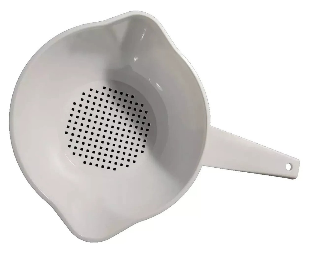Tupperware New 1 Qt White Colander Strainer with Handle & Spouts