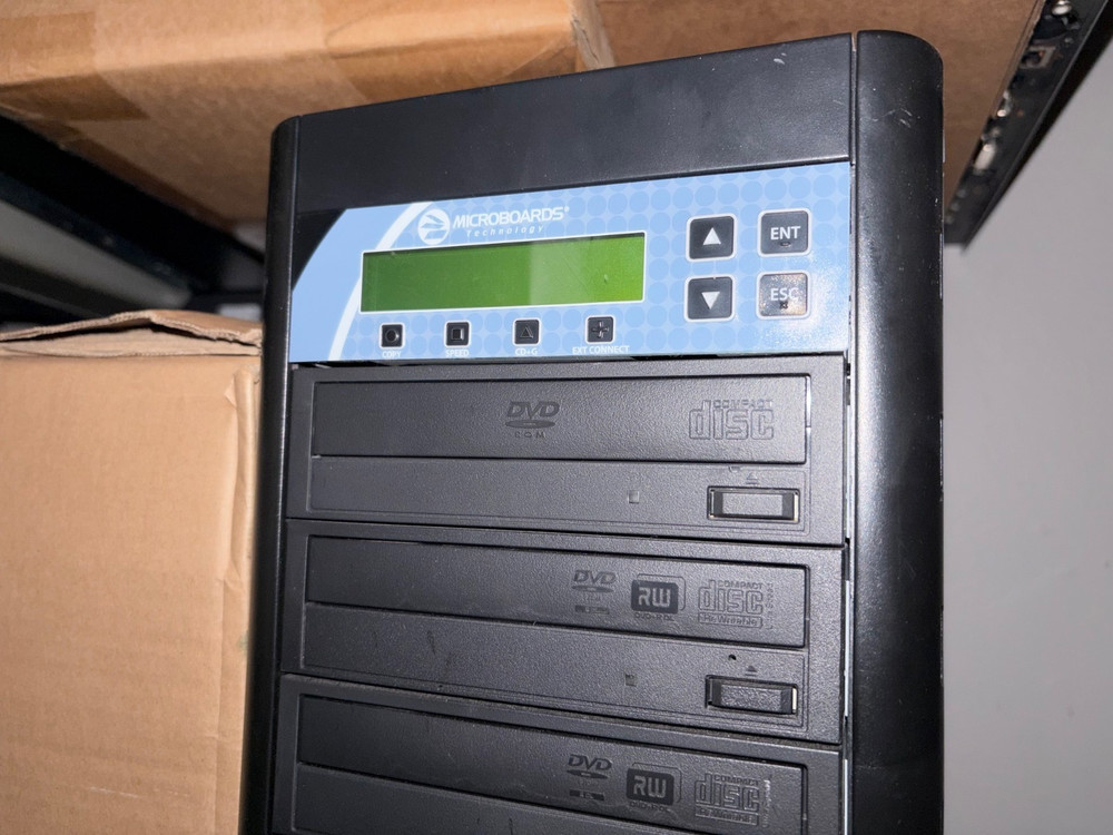 Microboards Technology Quick Disc DVD CD Speed Duplicator
